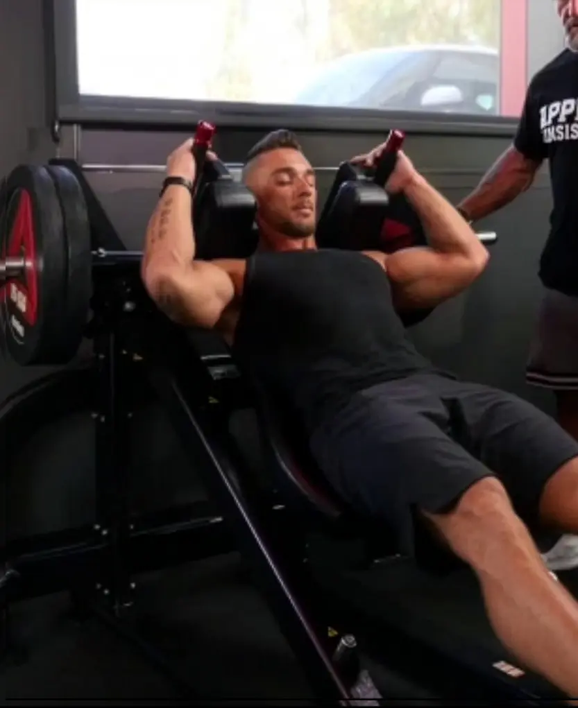 Nautilus Hack Squat